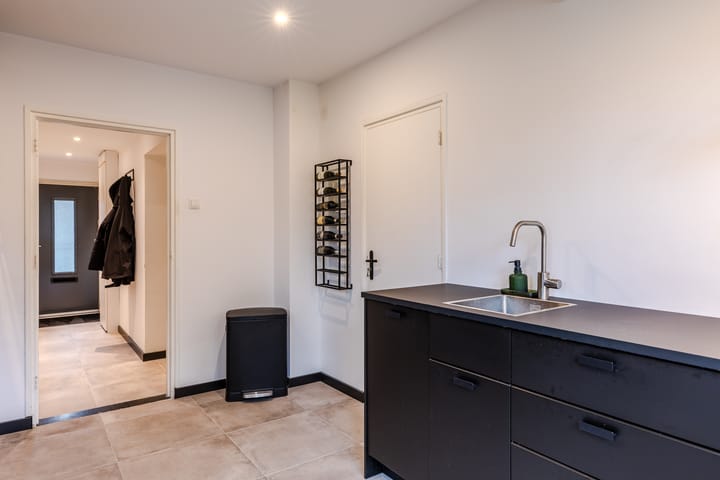 Foto 15 van Charles Vosstraat 21