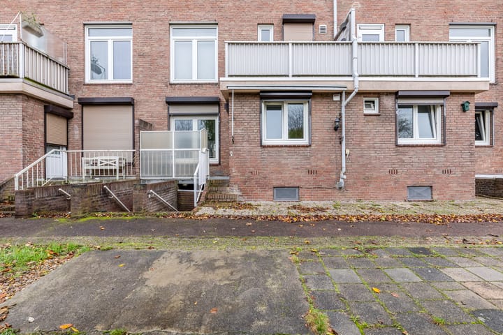 Foto 34 van Charles Vosstraat 21