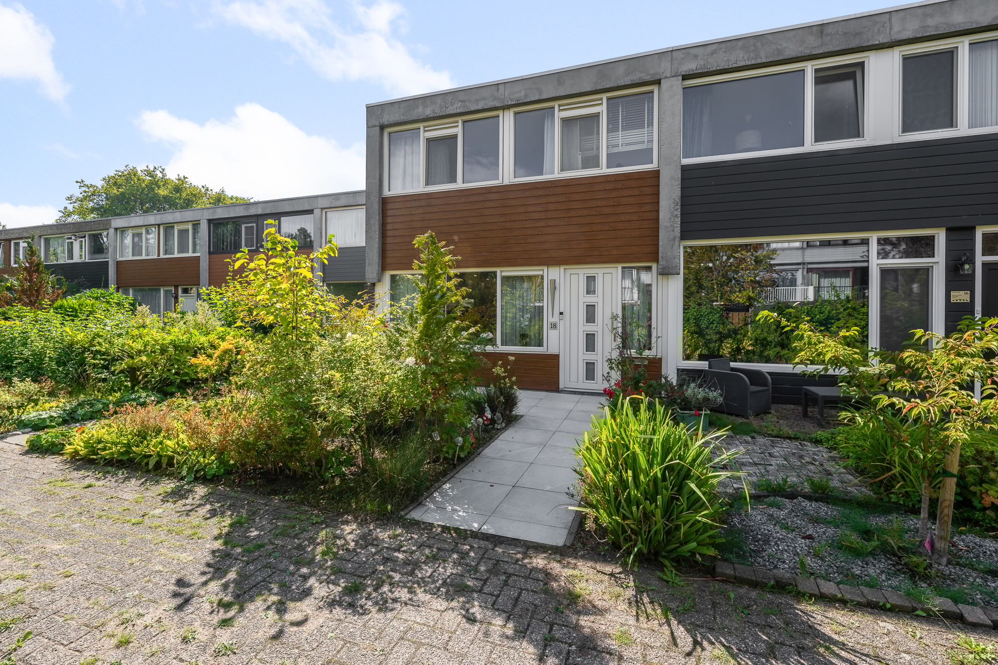 Buying a house in The Netherlands., Ruwe Bies 18