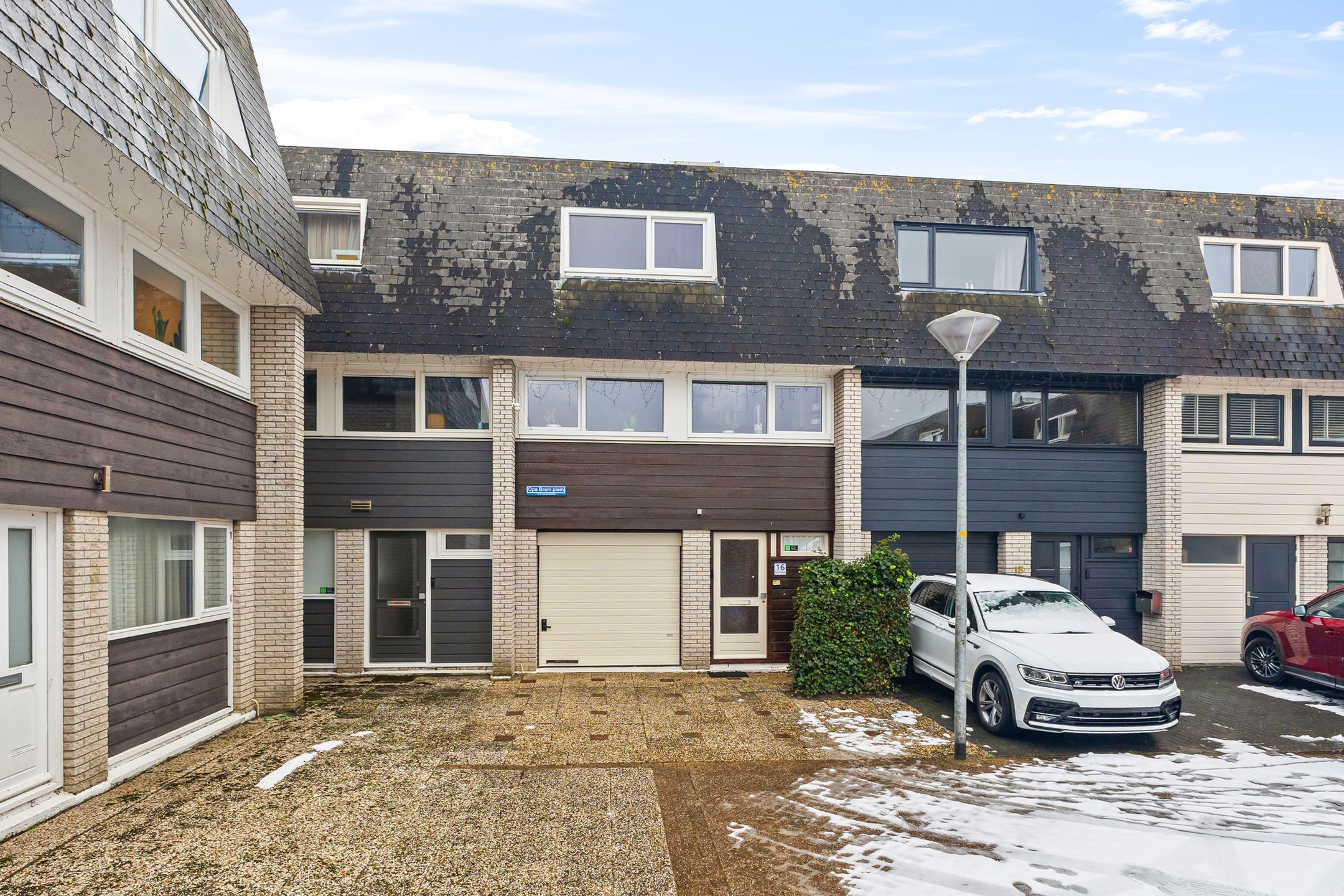 Buying a house in The Netherlands., Meester J. Henderikxstraat 16