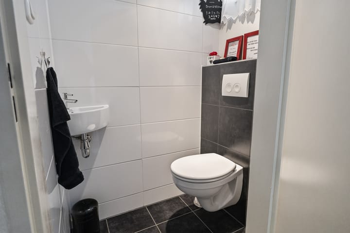 Photo 5 of Meester J. Henderikxstraat 16