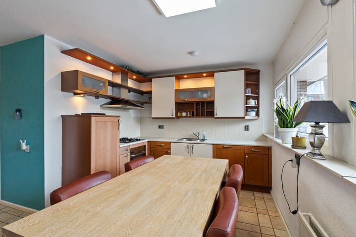 Photo 13 of Meester J. Henderikxstraat 16