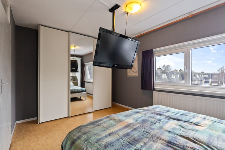 Photo 21 of Meester J. Henderikxstraat 16