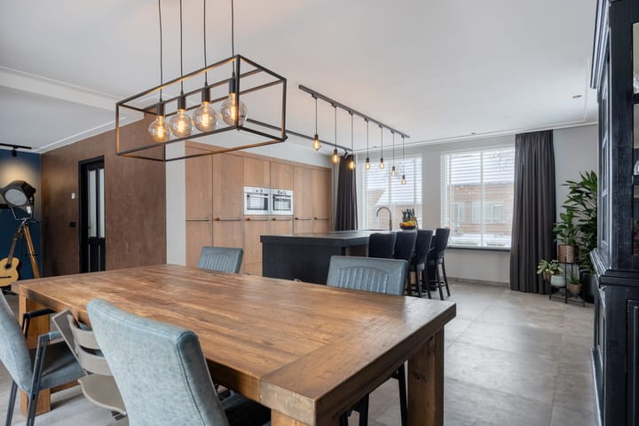 Foto 10 van Christinastraat 8