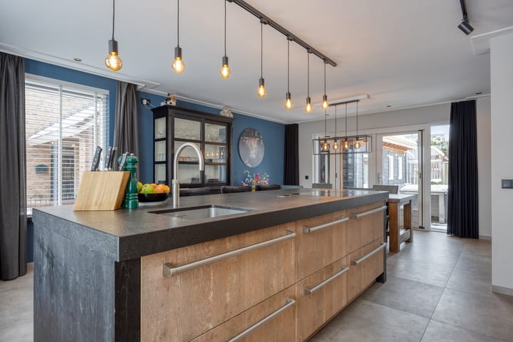 Foto 13 van Christinastraat 8