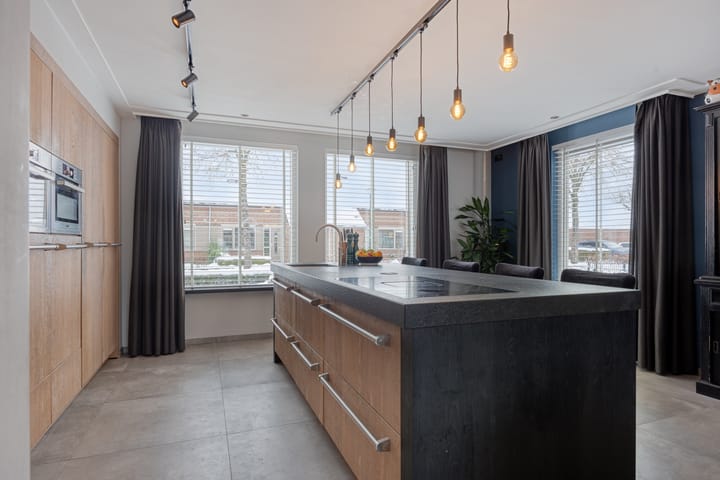 Foto 14 van Christinastraat 8