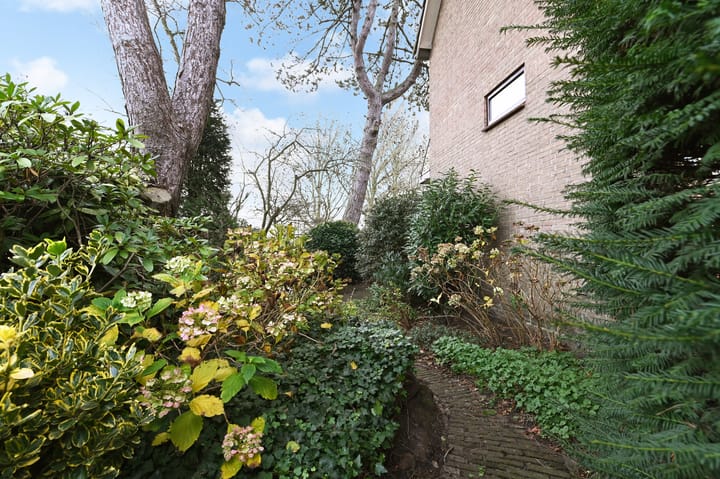 Foto 35 van Spechtlaan 2