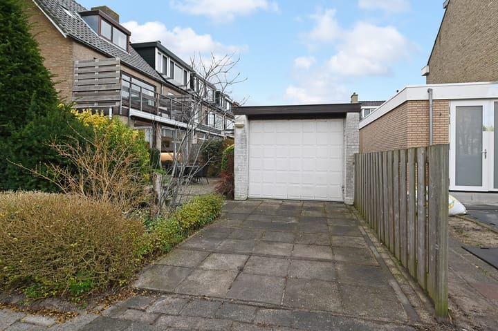 Foto 37 van Spechtlaan 2