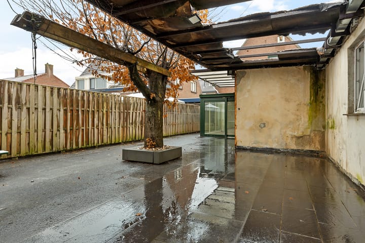 Foto 20 van Teugenaarsstraat 89