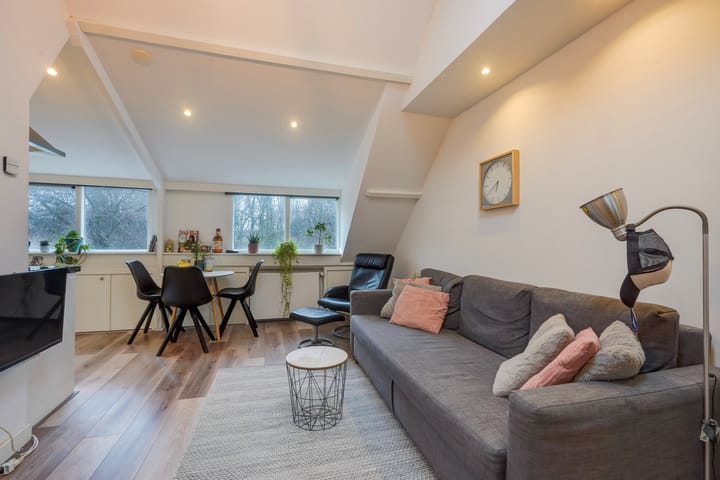 Foto 12 van Delfgauwseweg 73-D