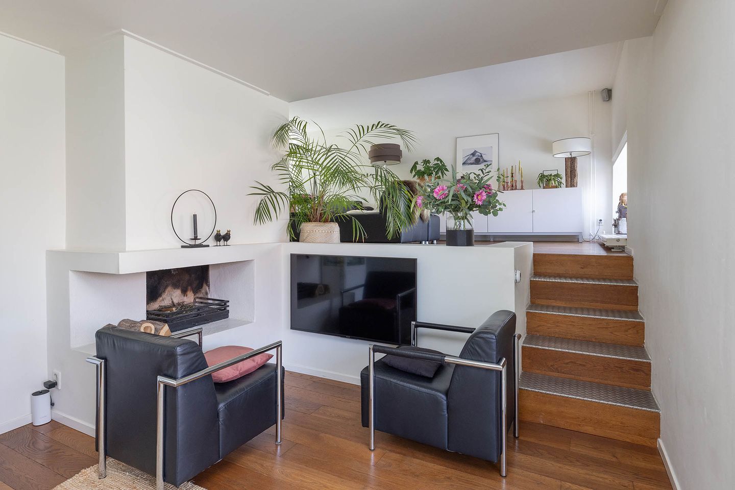 Photo 14 of Diepenbrocklaan 17