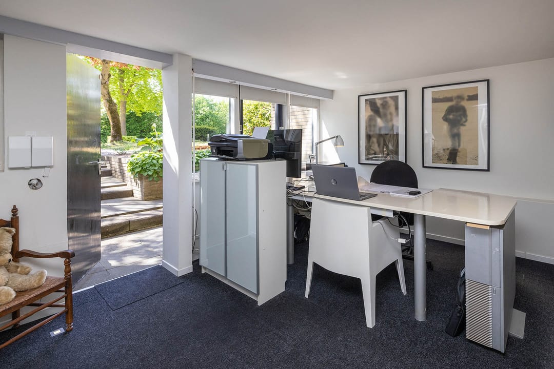 Photo 17 of Diepenbrocklaan 17