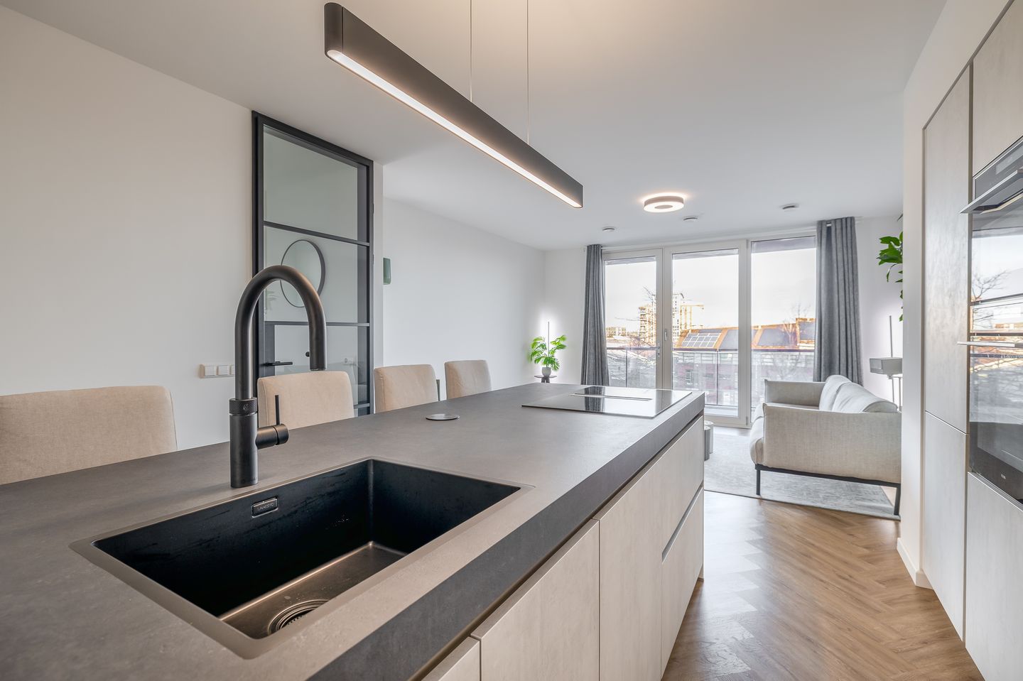 Foto 20 van Fascinatio Boulevard 702-A