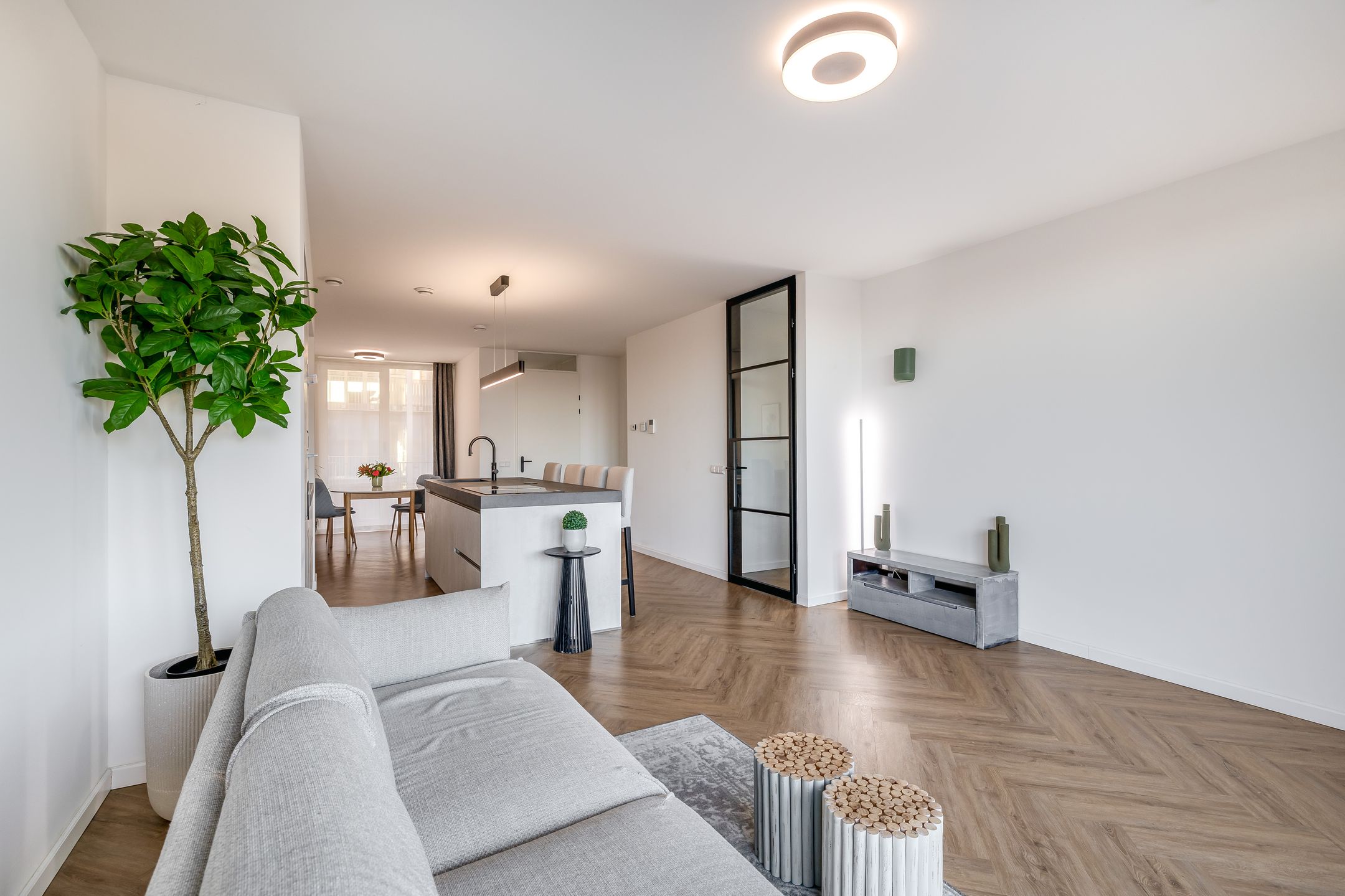 Foto 15 van Fascinatio Boulevard 702-A