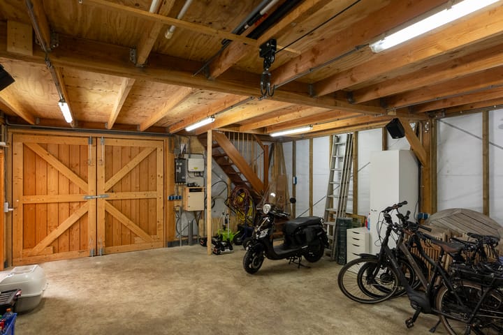 Foto 23 van Hoofdweg 44