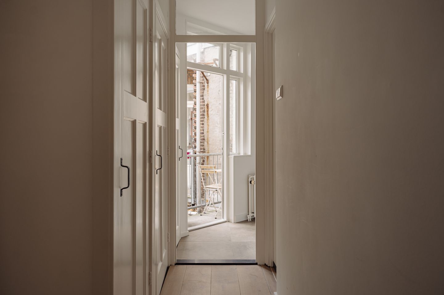 Foto 20 van Van Tuyll van Serooskerkenweg 4-3