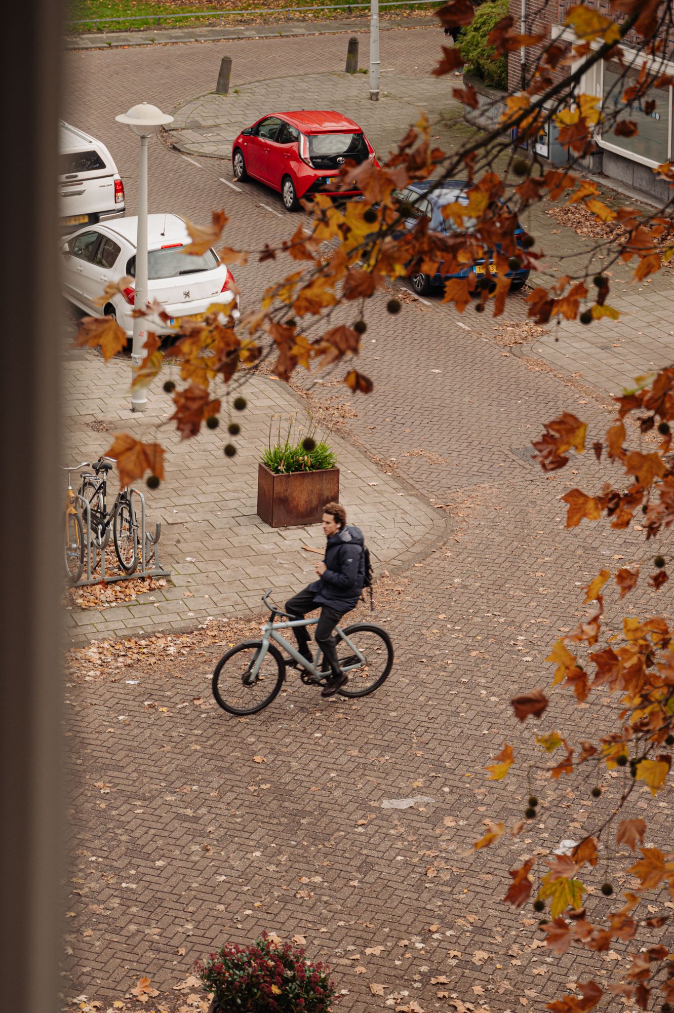 Foto 30 van Van Tuyll van Serooskerkenweg 4-3