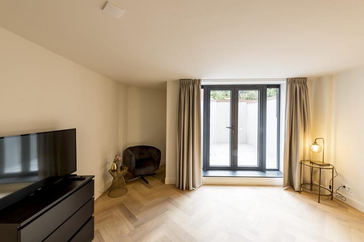 Photo 11 of Van Stolkweg 14