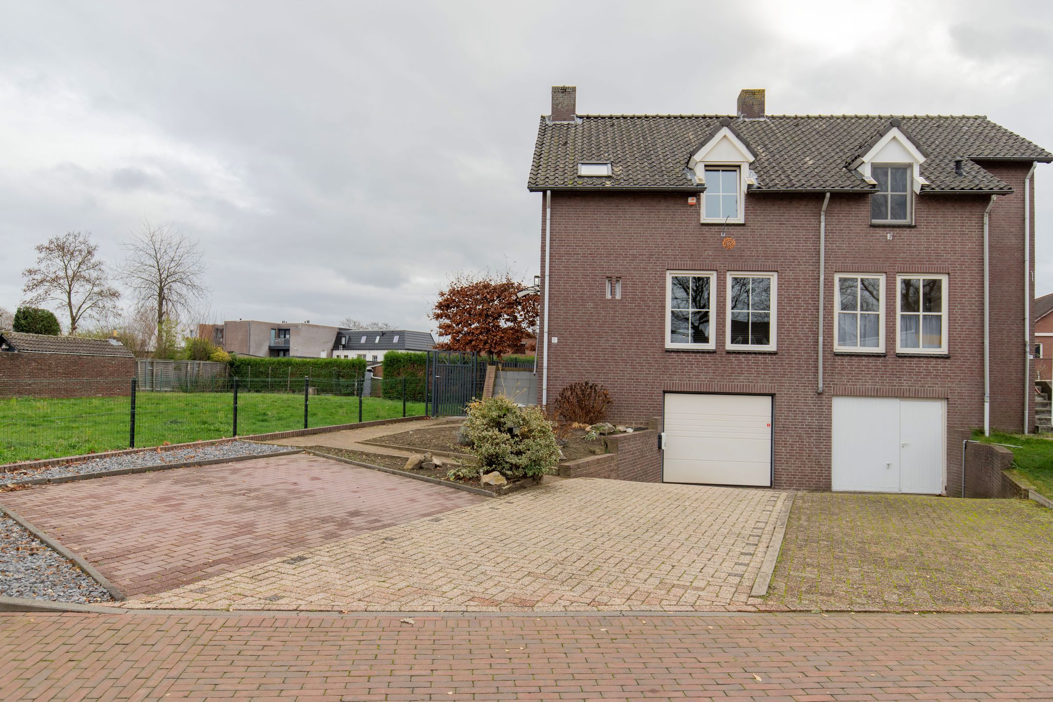 Buying a house in The Netherlands., Oude Rijksweg Noord 8-C