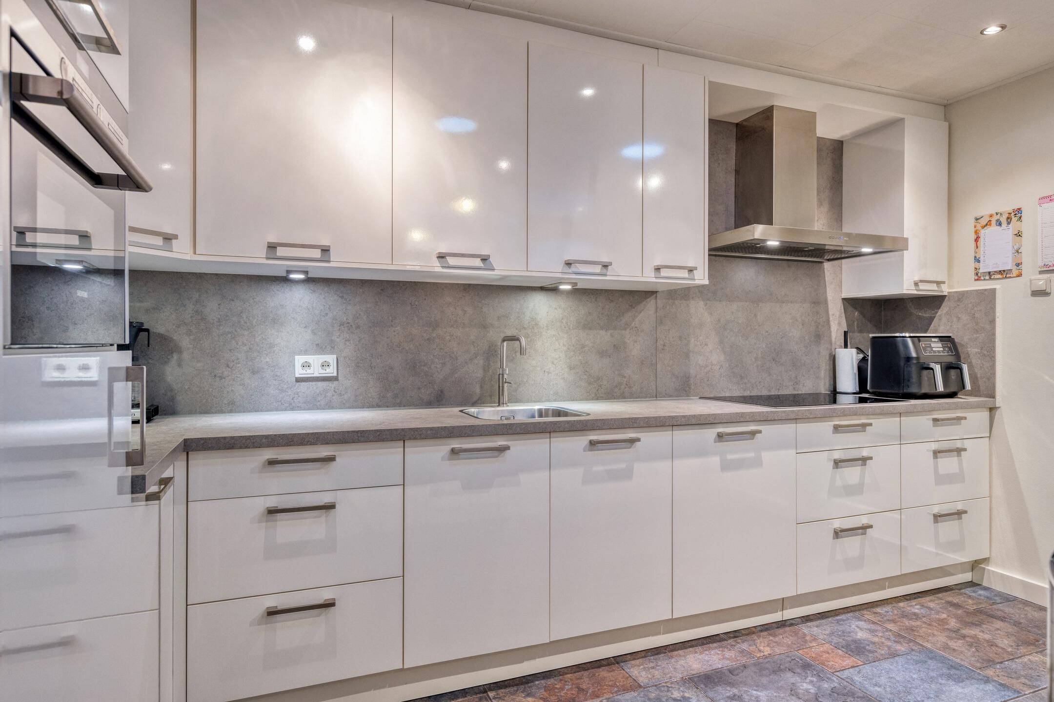 Foto 18 van Land van Ravensteinstraat 7