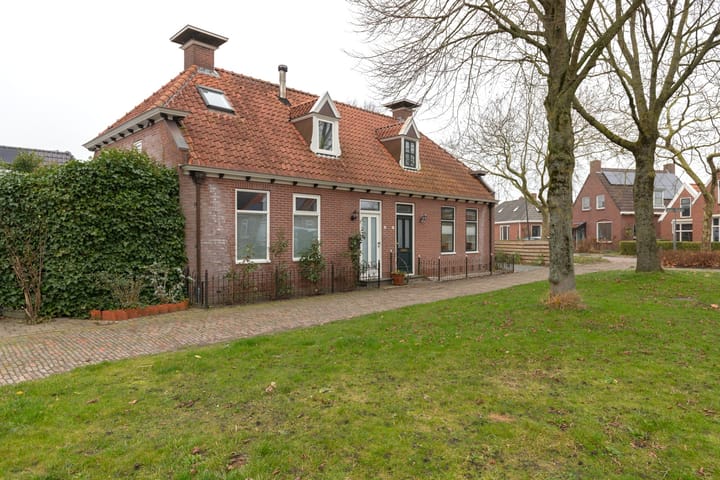 Photo 5 of Kanaalstraat 9