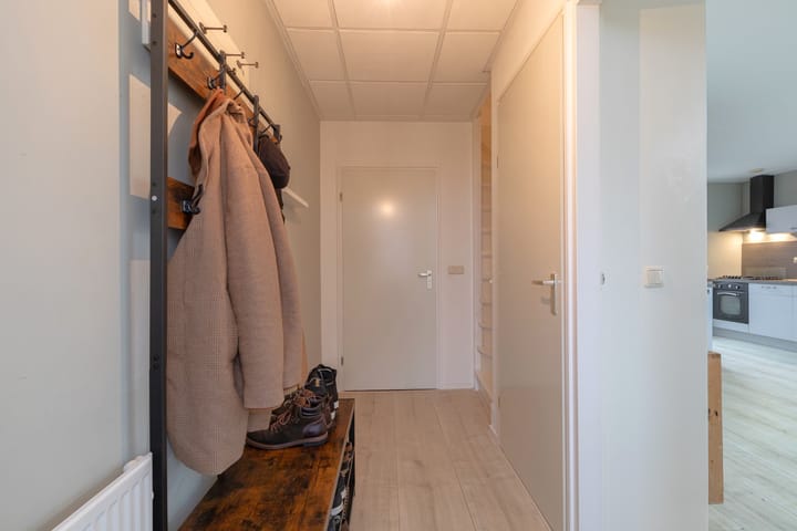 Photo 7 of Kanaalstraat 9