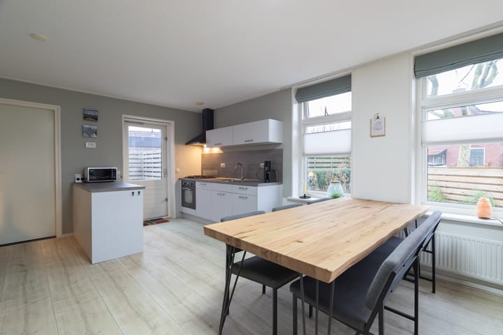 Photo 9 of Kanaalstraat 9