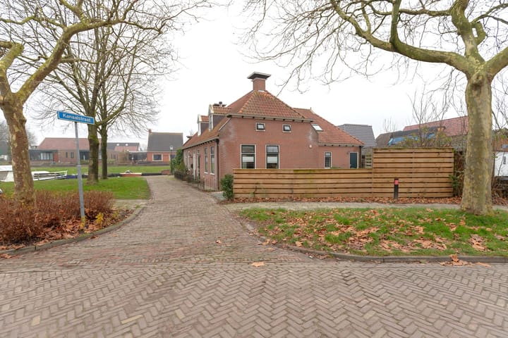 Photo 30 of Kanaalstraat 9