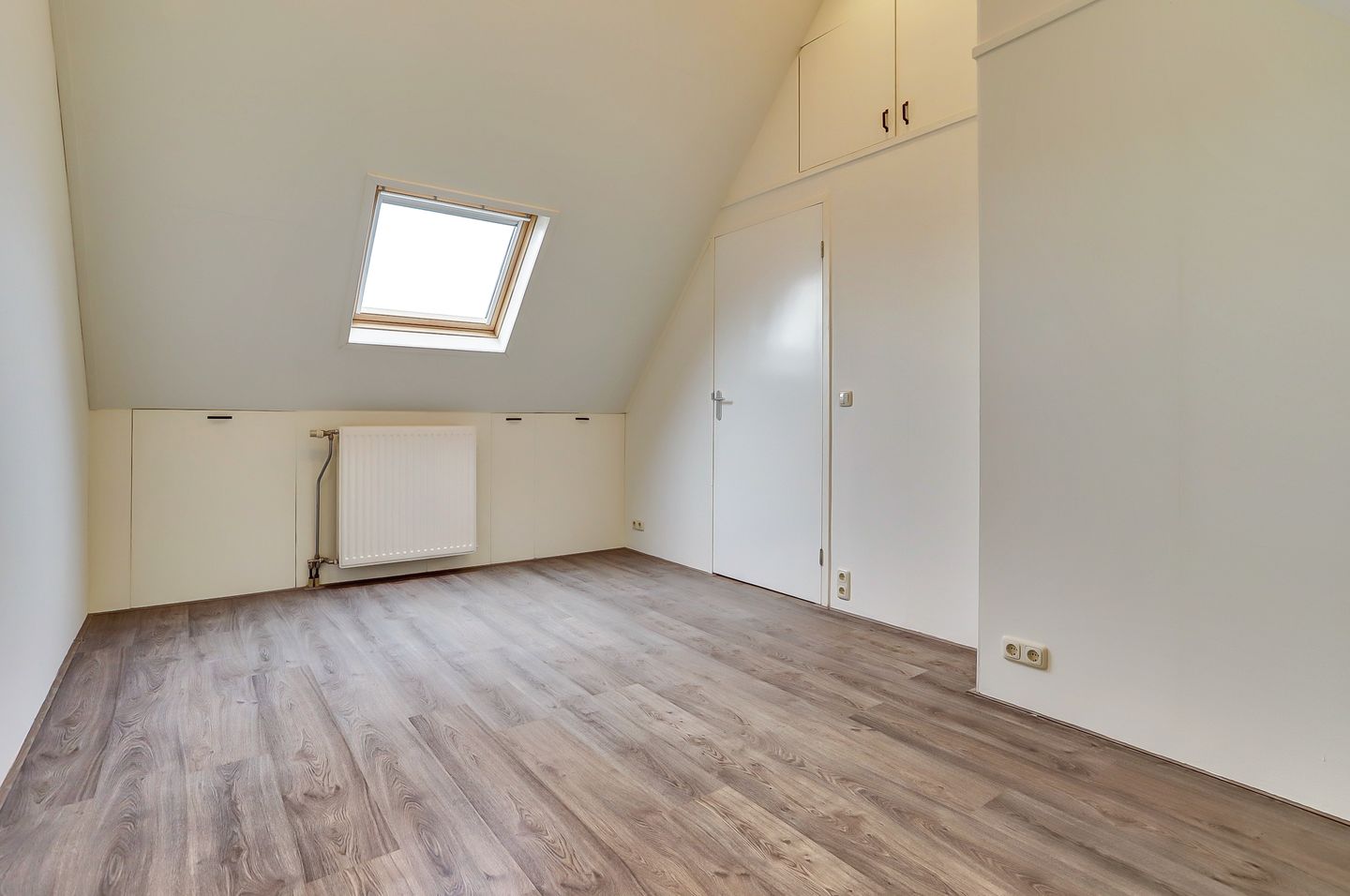 Photo 25 of Emmy Frensel Wegenerstraat 26