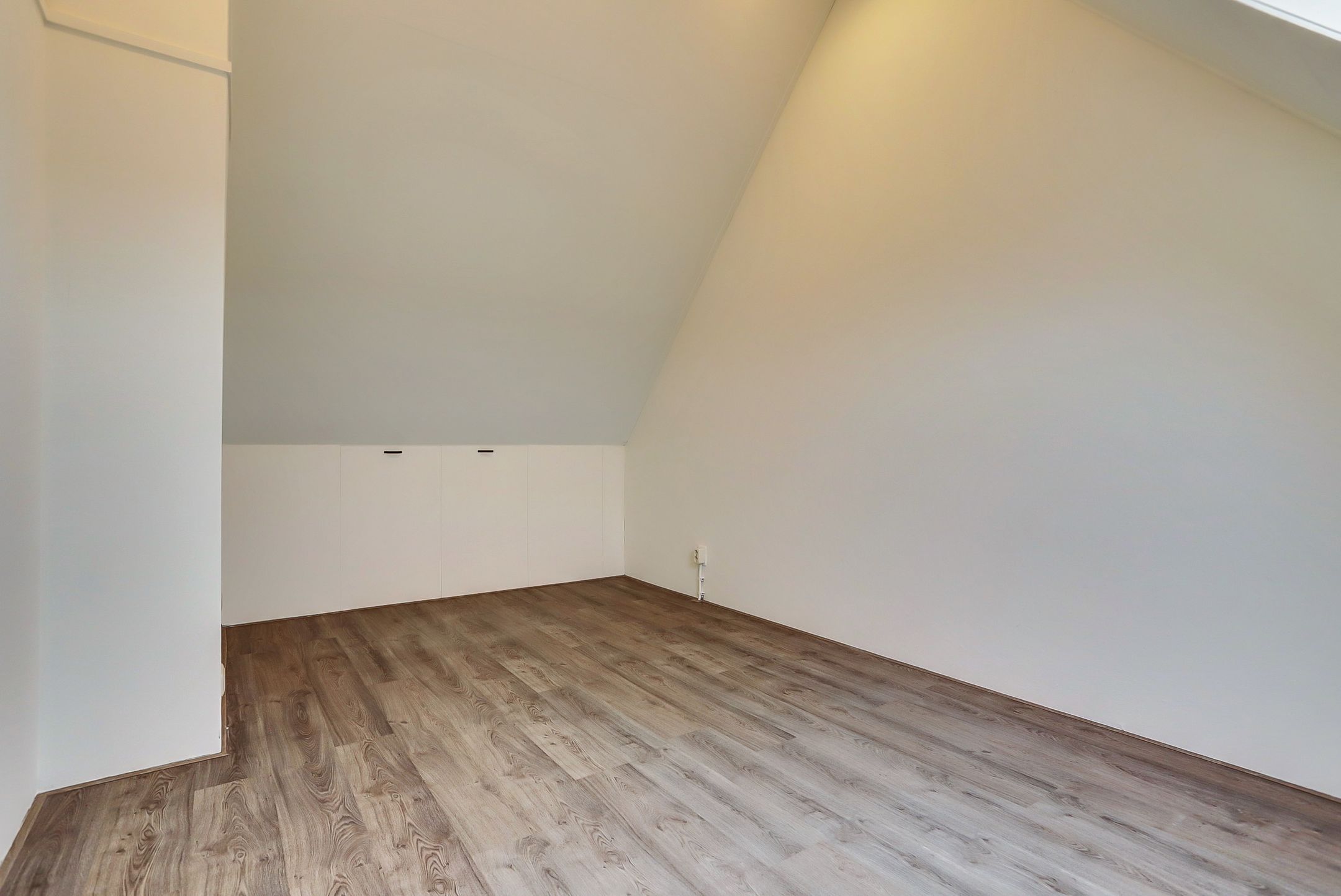 Photo 27 of Emmy Frensel Wegenerstraat 26