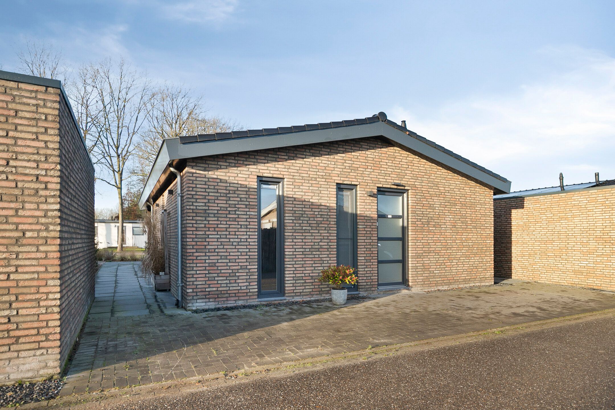 Buying a house in The Netherlands., Heezerenbosch 6-R10