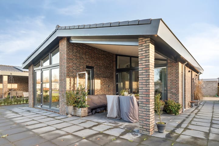 Foto 18 van Heezerenbosch 6-R10