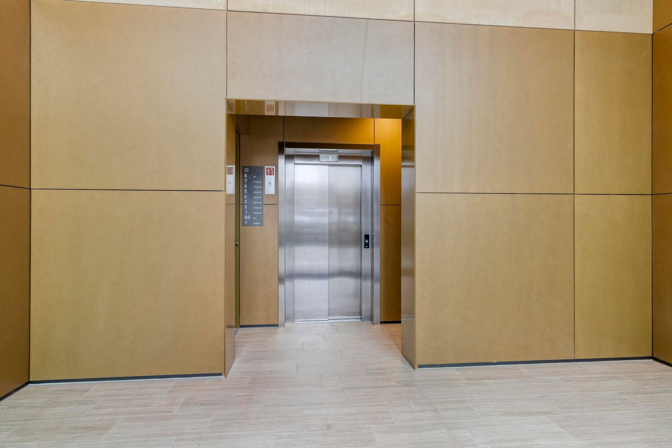 Foto 36 van Grasweg 167