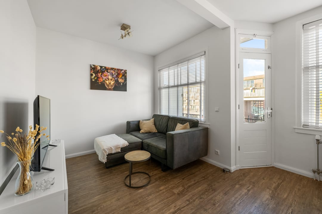 Photo 13 of Gulden Winckelplantsoen 28-3