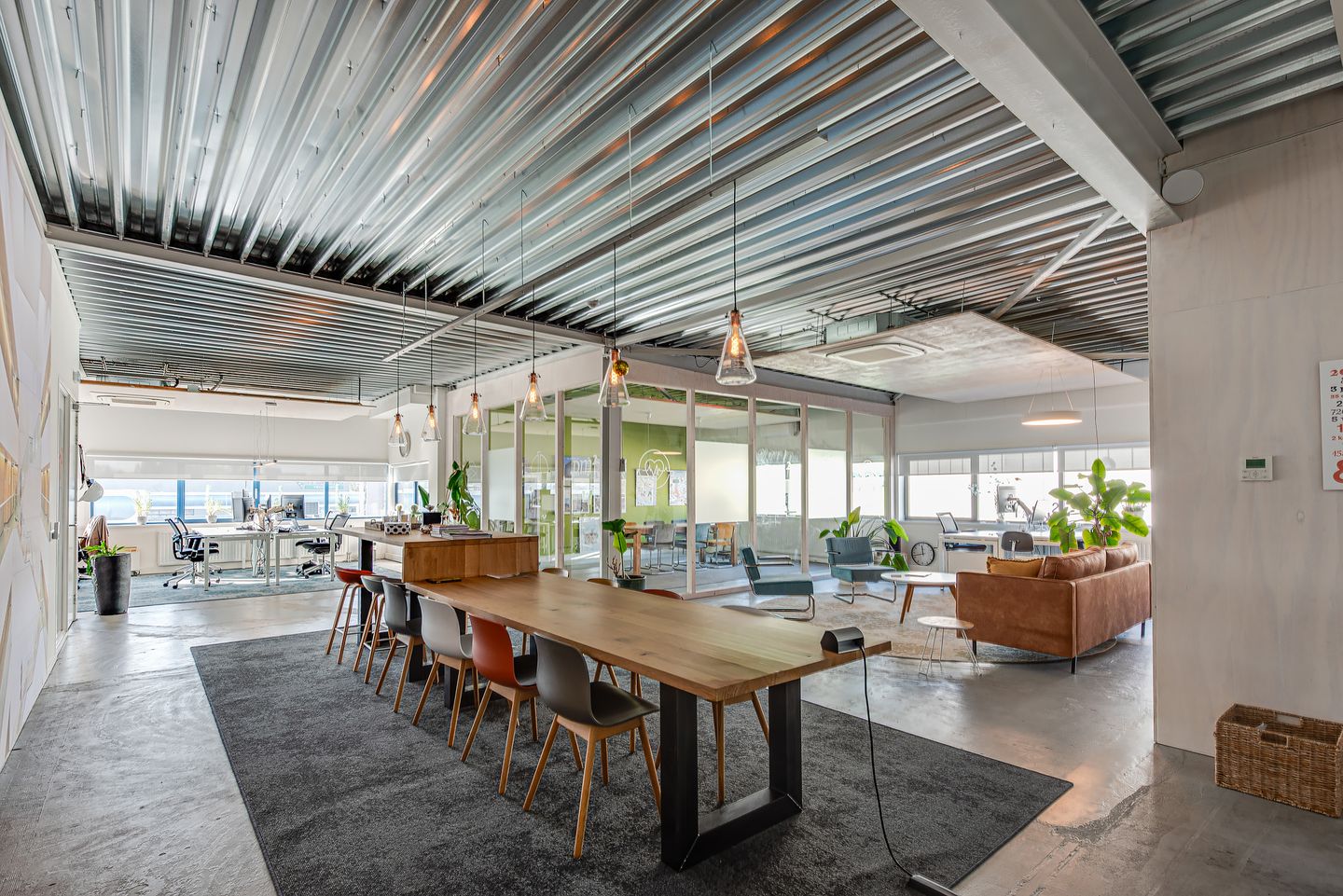 View photo 5 of Van Leeuwenhoekweg 2-a