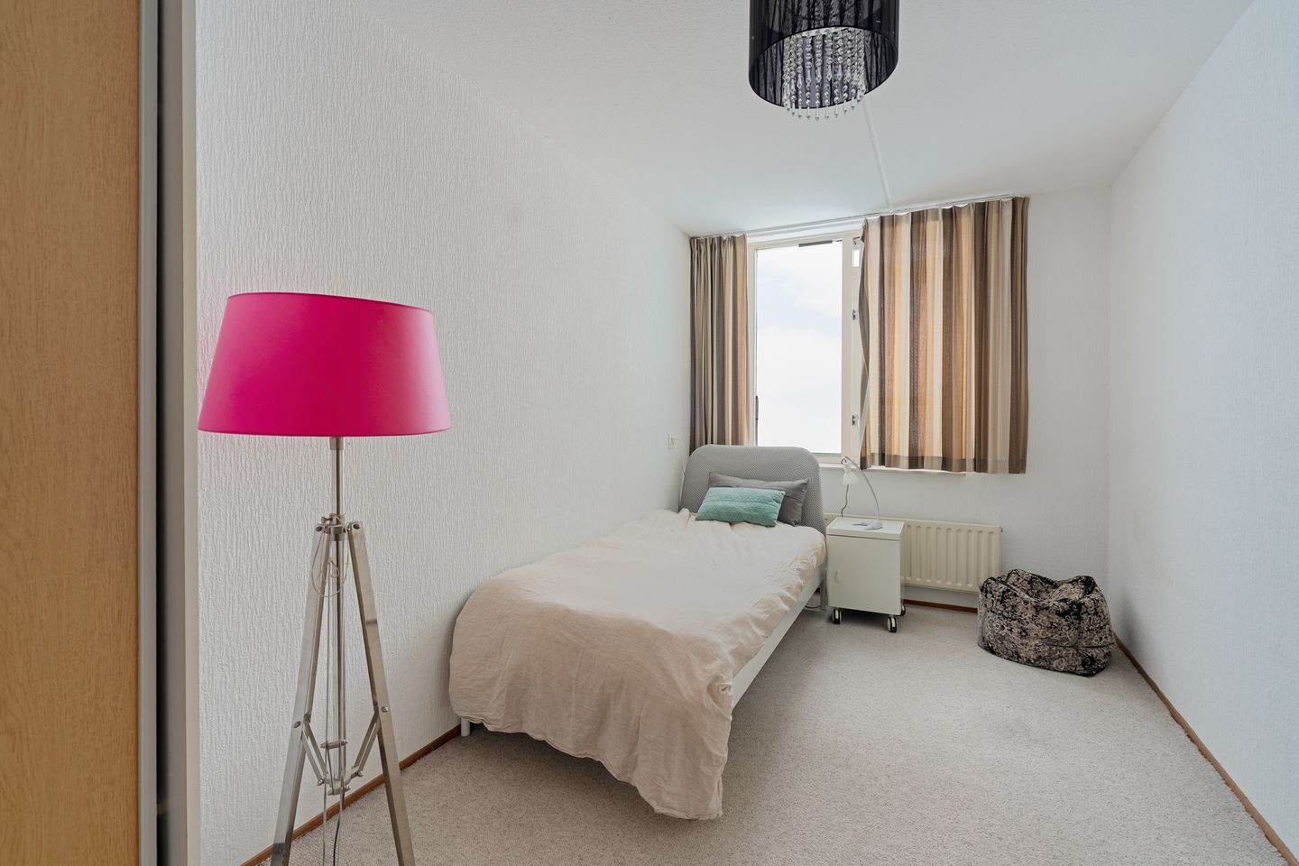 Foto 35 van Kastanjeplein 98