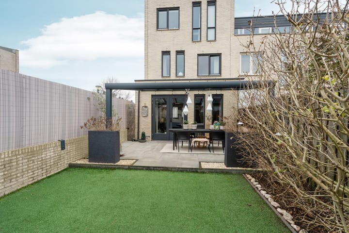 Foto 39 van Groot-Brittanniëstraat 72