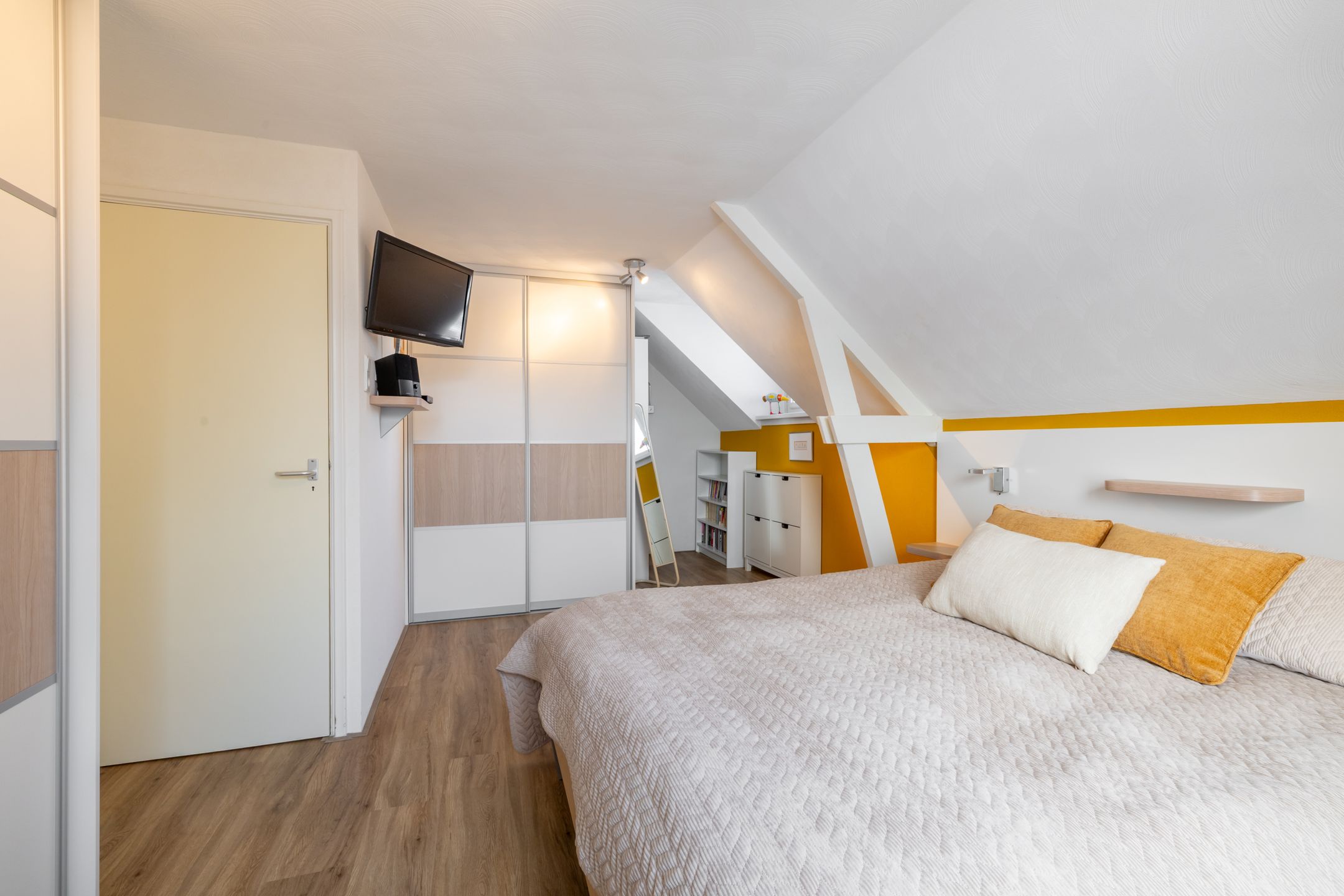 Foto 33 van Raadhuisstraat 10