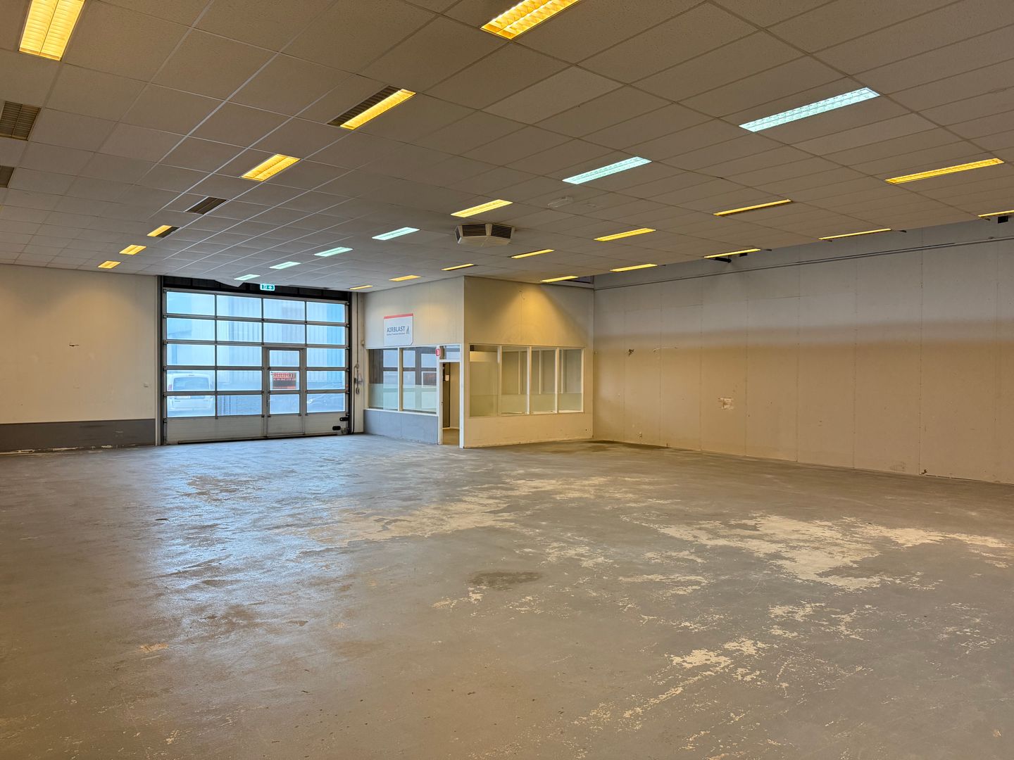 View photo 5 of Nijverheidsplein 2-H