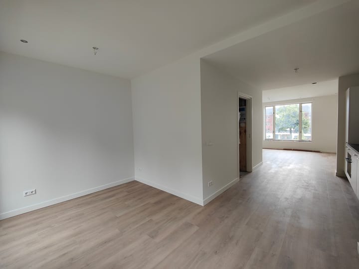 Foto 8 van Jansbuitensingel 13-2