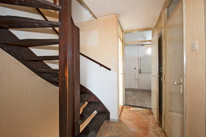 Foto 19 van Staringstraat 34