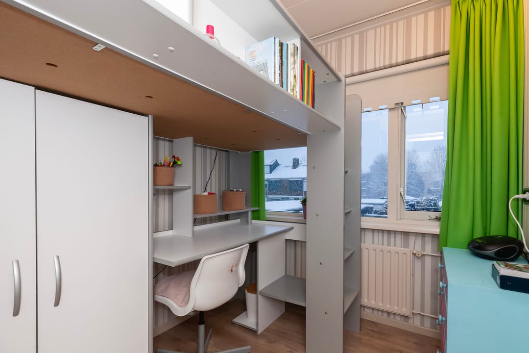 Photo 16 of Treubstraat 3