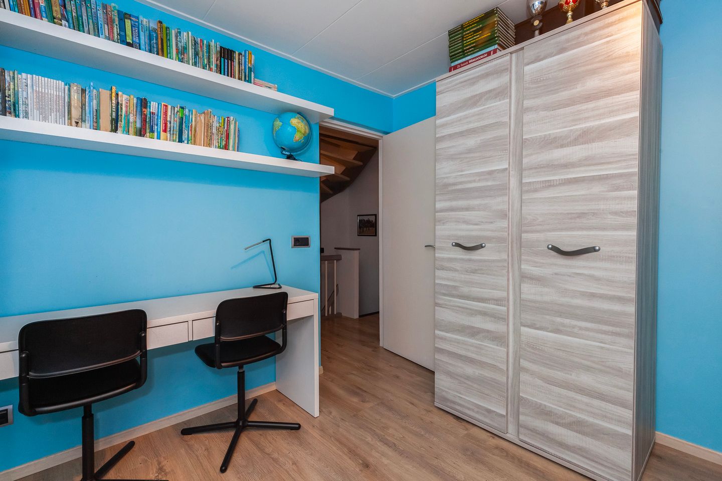 Photo 19 of Treubstraat 3