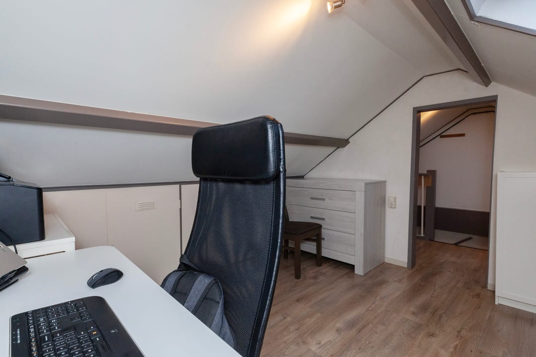 Photo 28 of Treubstraat 3