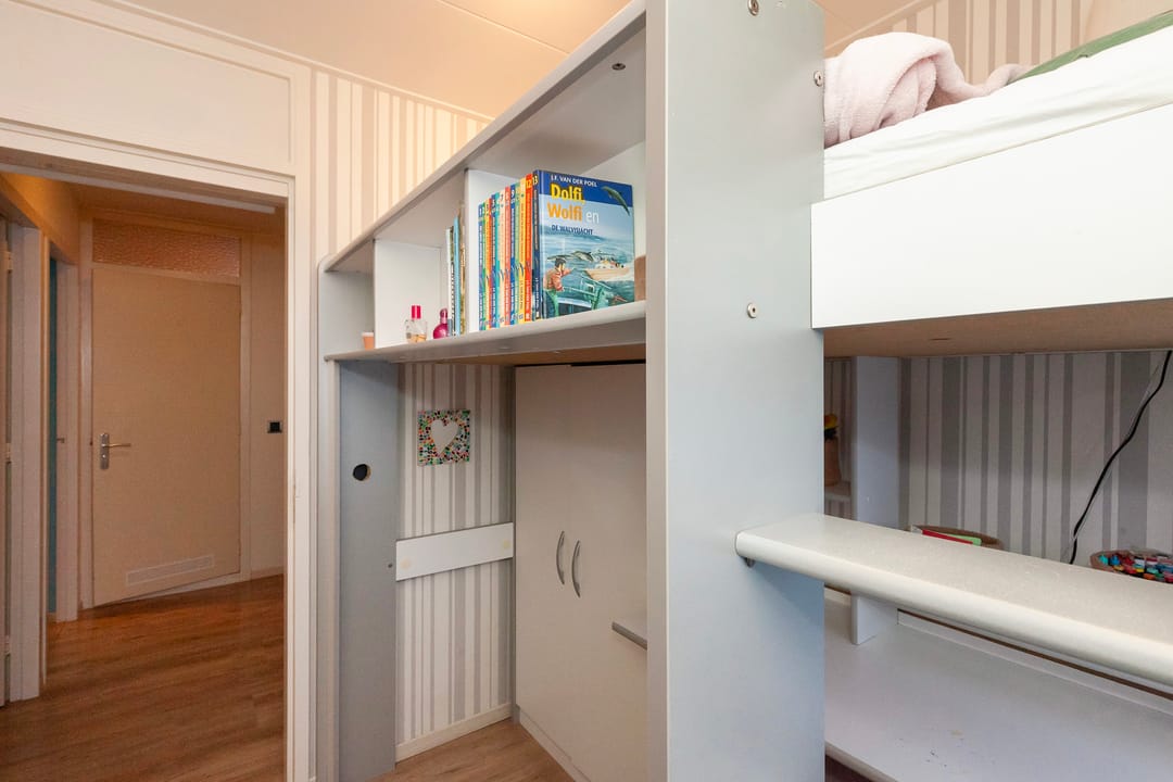 Photo 17 of Treubstraat 3