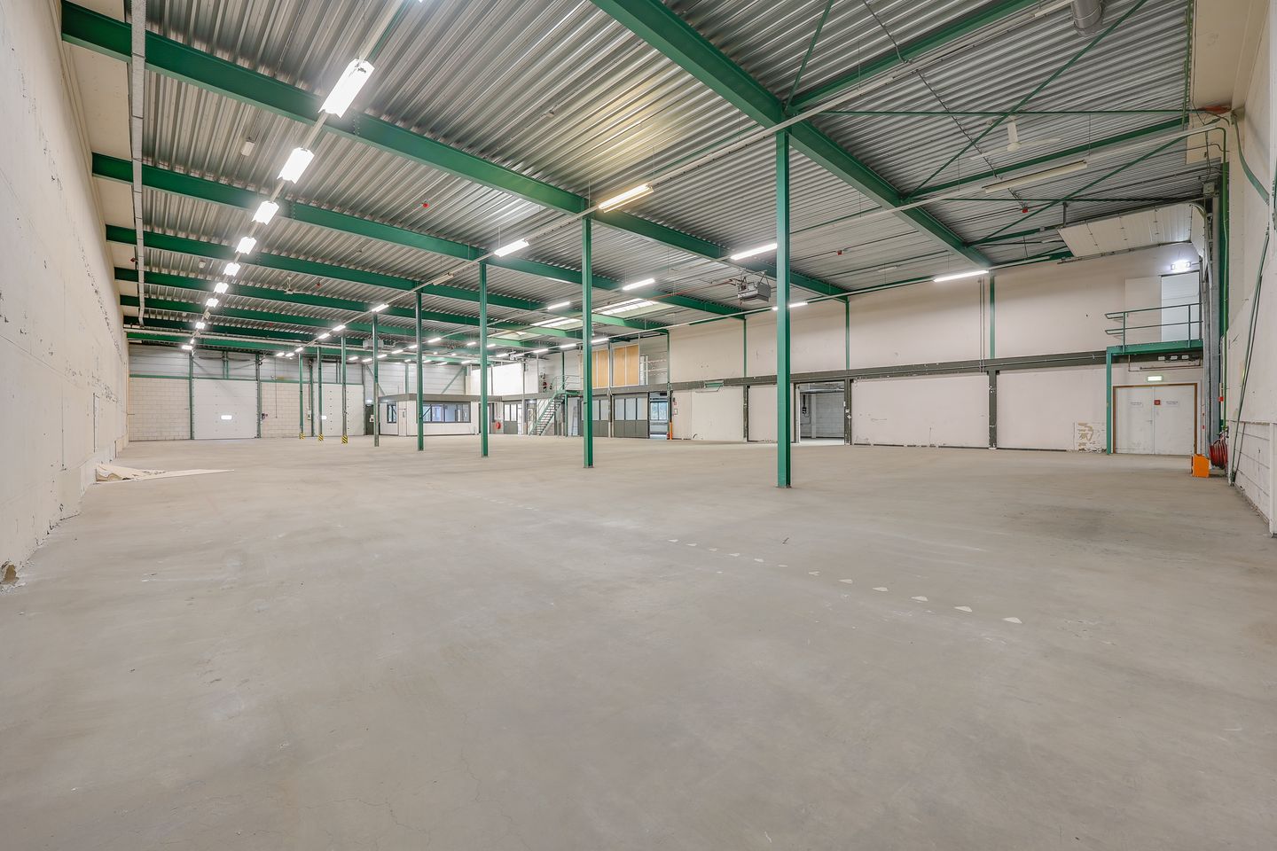 View photo 4 of Versterkerstraat 4