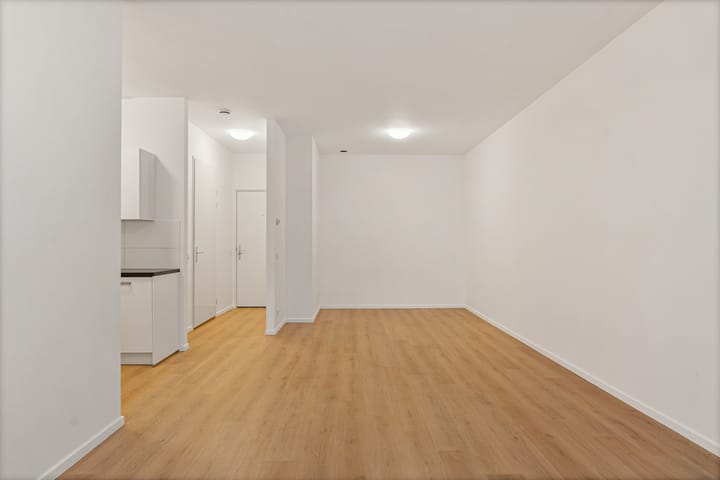 Photo 3 of Fascinatio Boulevard 888-K