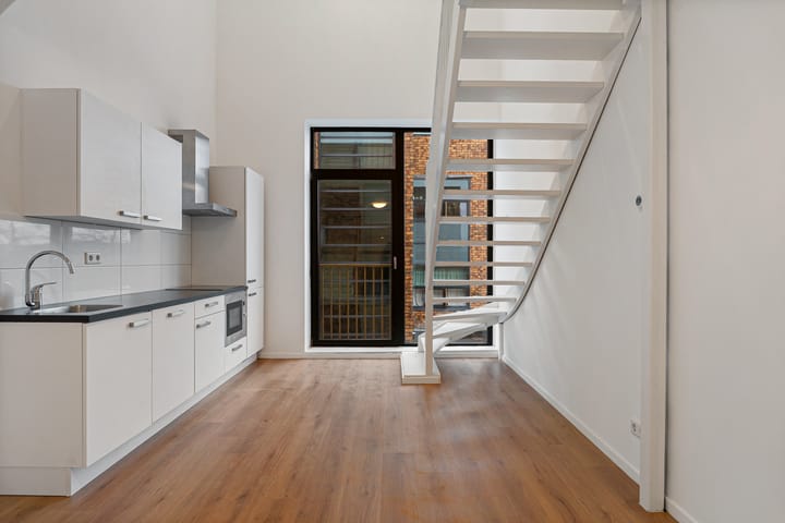 Photo 1 of Fascinatio Boulevard 946-H