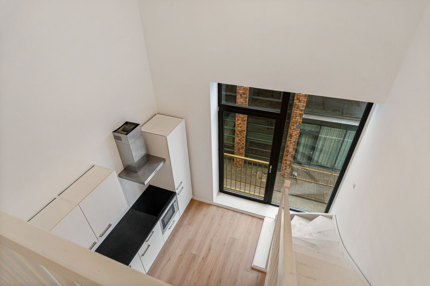 Foto 19 van Fascinatio Boulevard 946-H