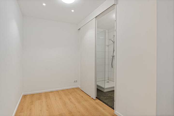 Photo 21 of Fascinatio Boulevard 946-H